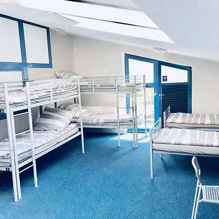 Stacja Plaza Hostel